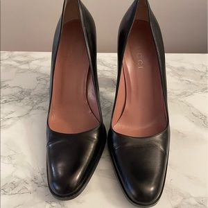Designer Vintage 2000s Gucci Classic Block Black Heel Pumps Women’s 37 1/2
